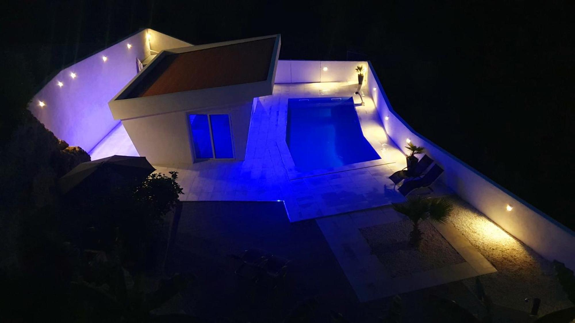 Penthouse Jacuzzi & Pool Apartmants Opatija Eksteriør billede